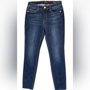 Judy Blue Jeans A Walk in the Park skinny stretch jeans